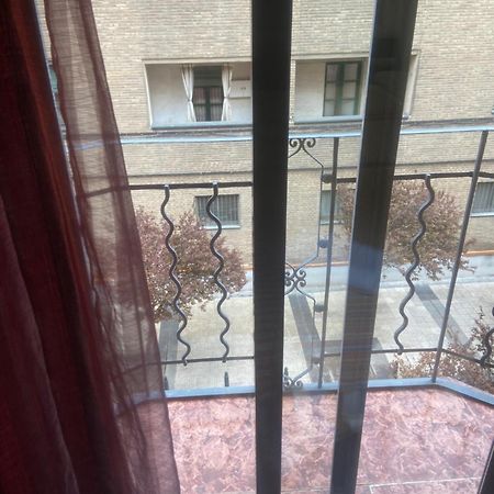 Habitaciones Familiares Con Bano Privado Lf - Sin Ascensor سرقسطة المظهر الخارجي الصورة