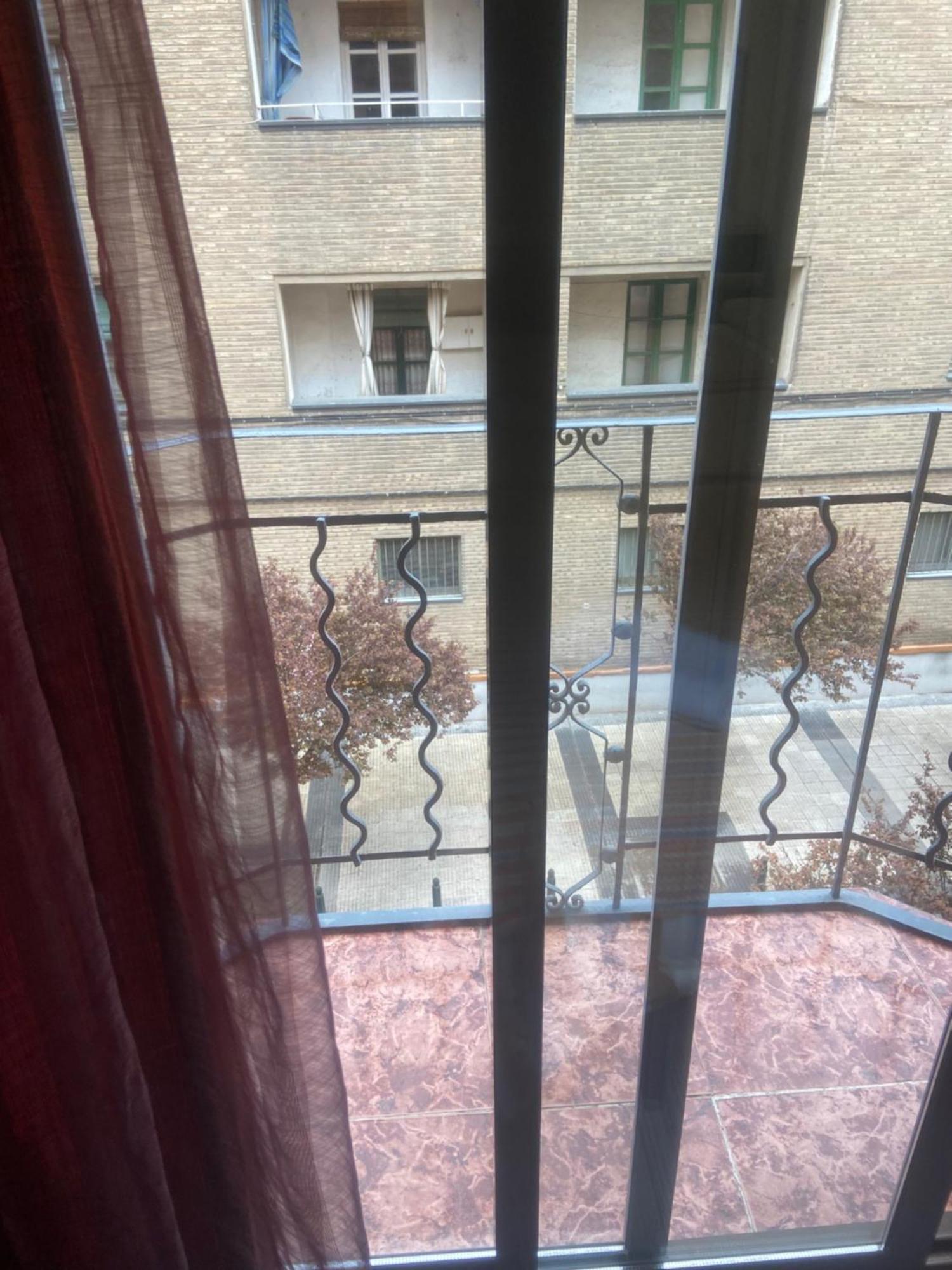 Habitaciones Familiares Con Bano Privado Lf - Sin Ascensor سرقسطة المظهر الخارجي الصورة